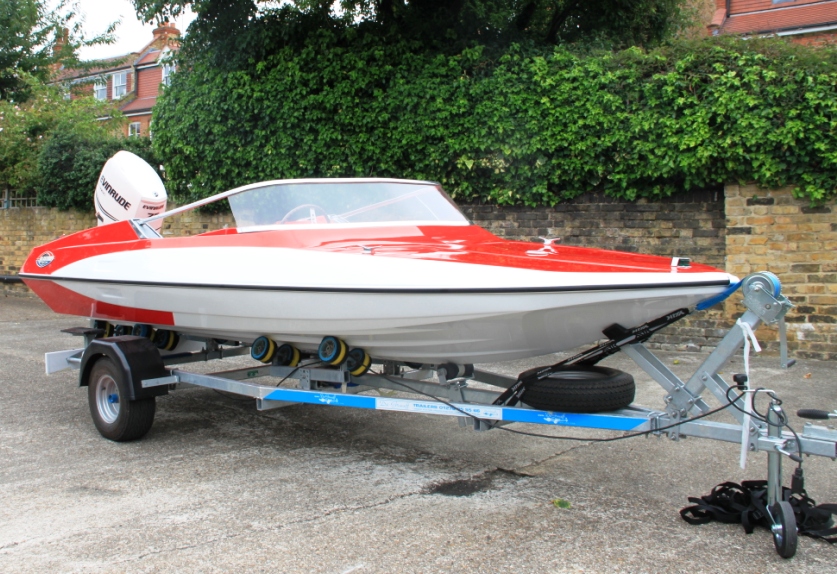 Sold: 15ft. GLASTRON GT 150 SPORTS BOAT - 1973 - Professionally Restored -  superb example - Lying: London - Classic Yacht Brokerage